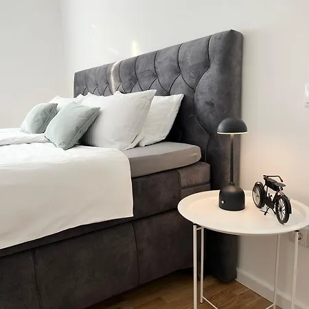Terrace Loft - & Quiet - 4 Min Walk To Station - Free Parking * Bamberg