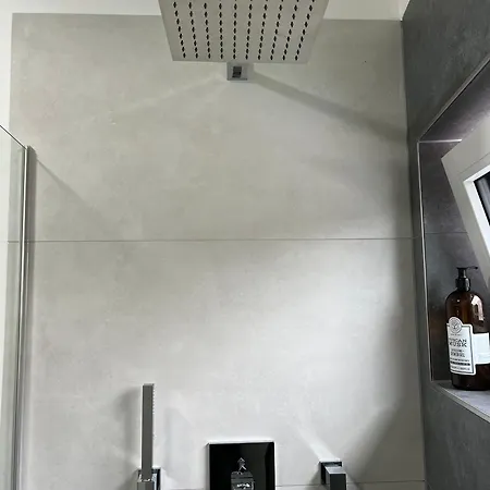 Terrace Loft - & Quiet - 4 Min Walk To Station - Free Parking Bamberg