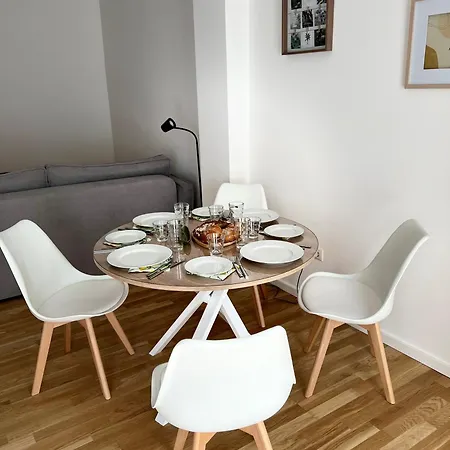 Apartment Terrace *
