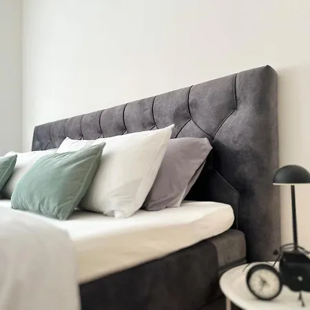 Terrace Loft - & Quiet - 4 Min Walk To Station - Free Parking Appartement Bamberg